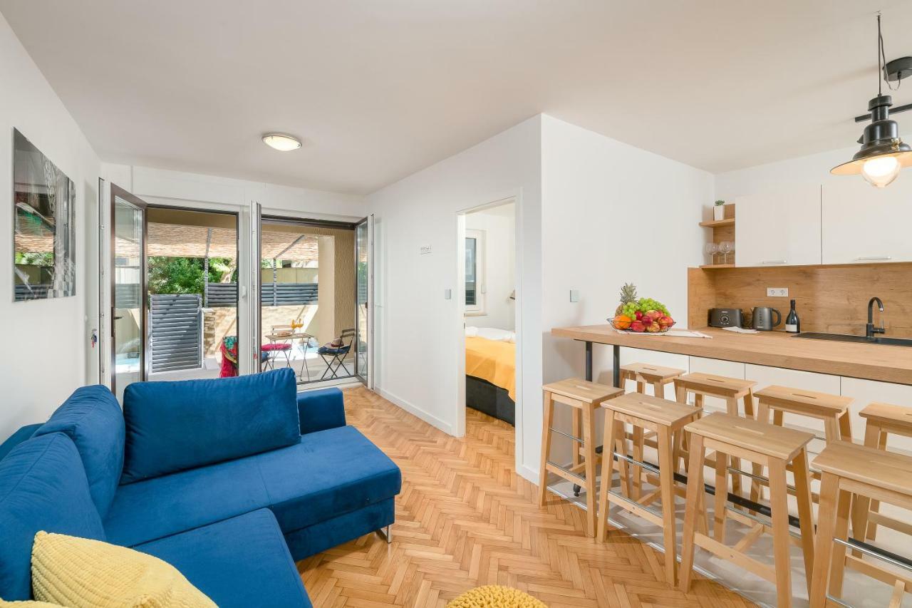 Apartments And Rooms Daisy Split Eksteriør bilde